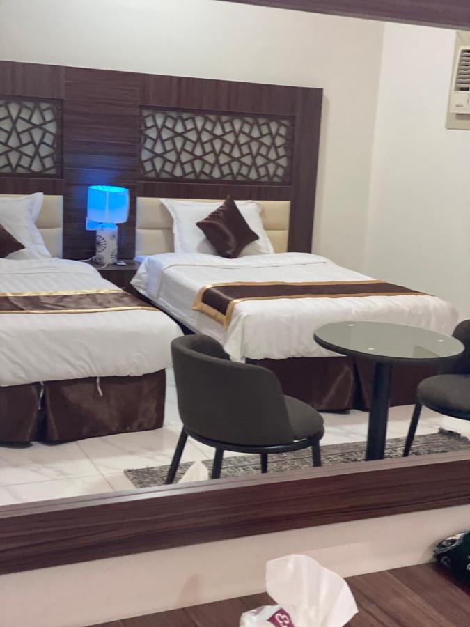 Wind Alula Apartment